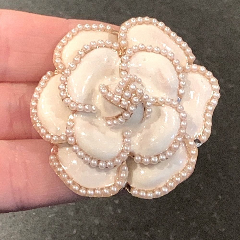 White Camellia Flower Brooch - Faux Pearls & Gold Tone Trim Lapel Pin
